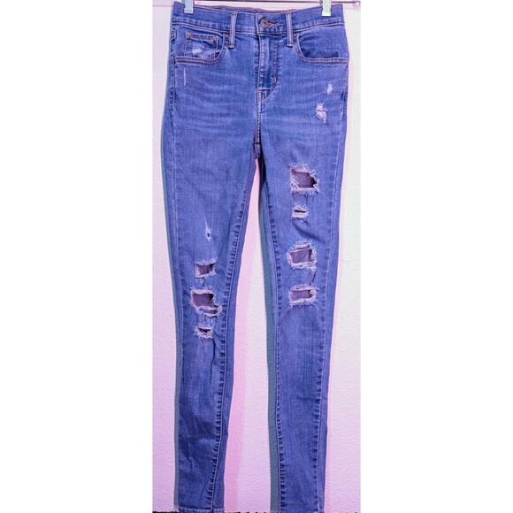 LEVI'S 720 Women's Size 24x29 High Rise Super Skinny Light Blue Jeans (278) - Picture 1 of 3